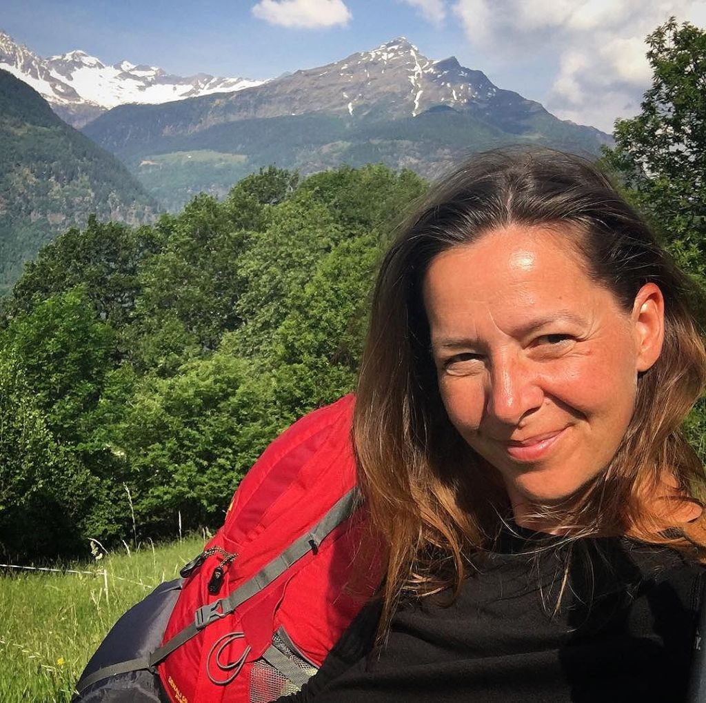 Jun 01, 2017 @ 12:00