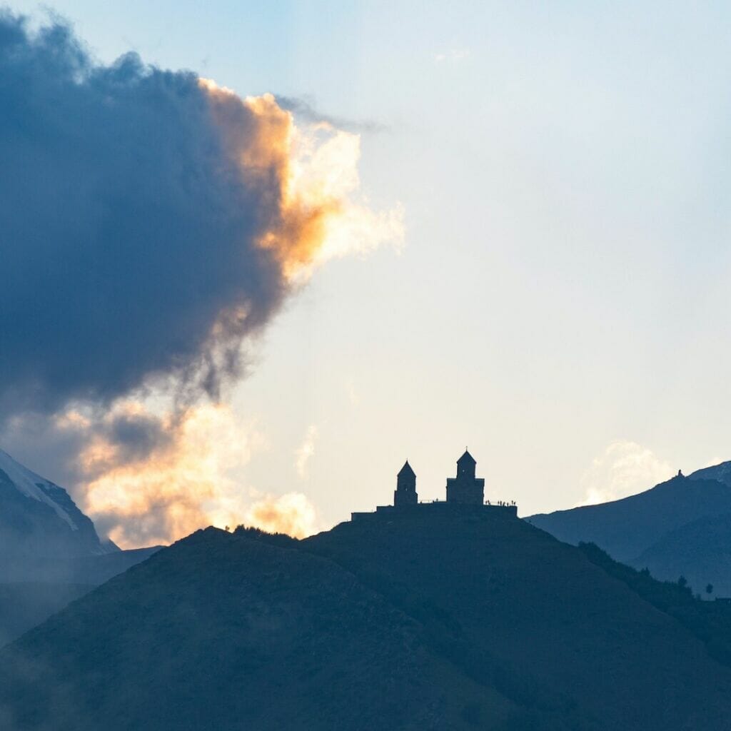 grosse reise 🏍 tag 356 ruhe. sofa tag. irgendwie fuehlen wir gerade einen grossen bedarf nach sof