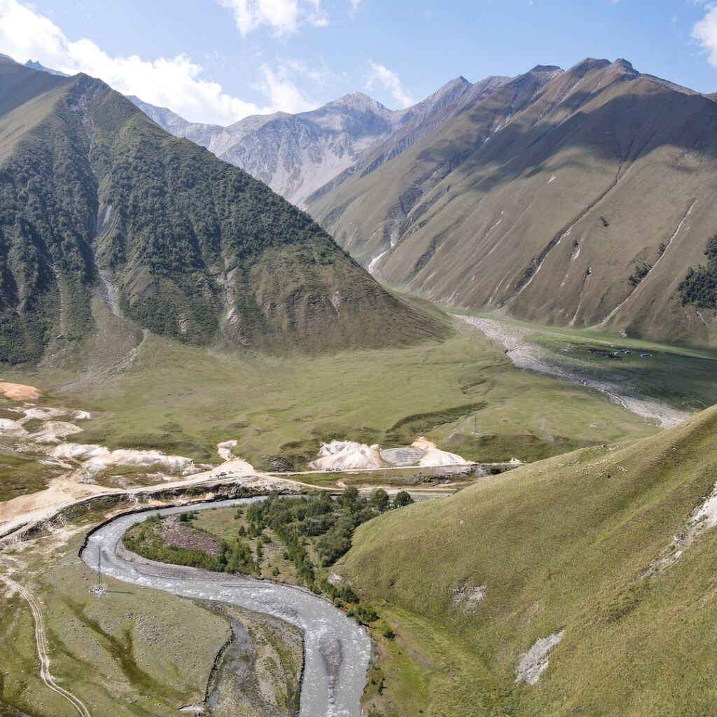grosse reise 🏍 tag 3572 truso tal der fluss macht einen knick wir mit ihm und schon die naechste